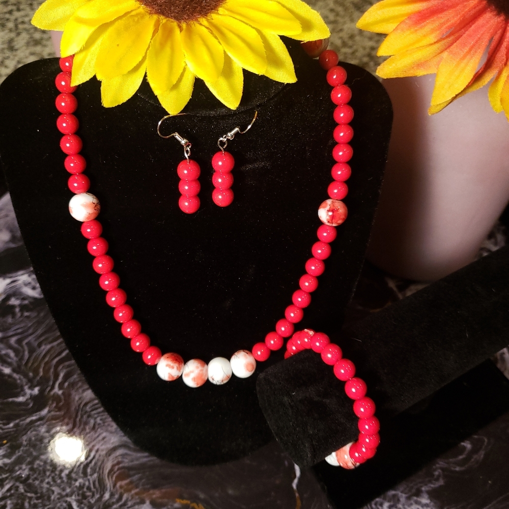 Red and white Jewelry Set ***New*** (handmade)